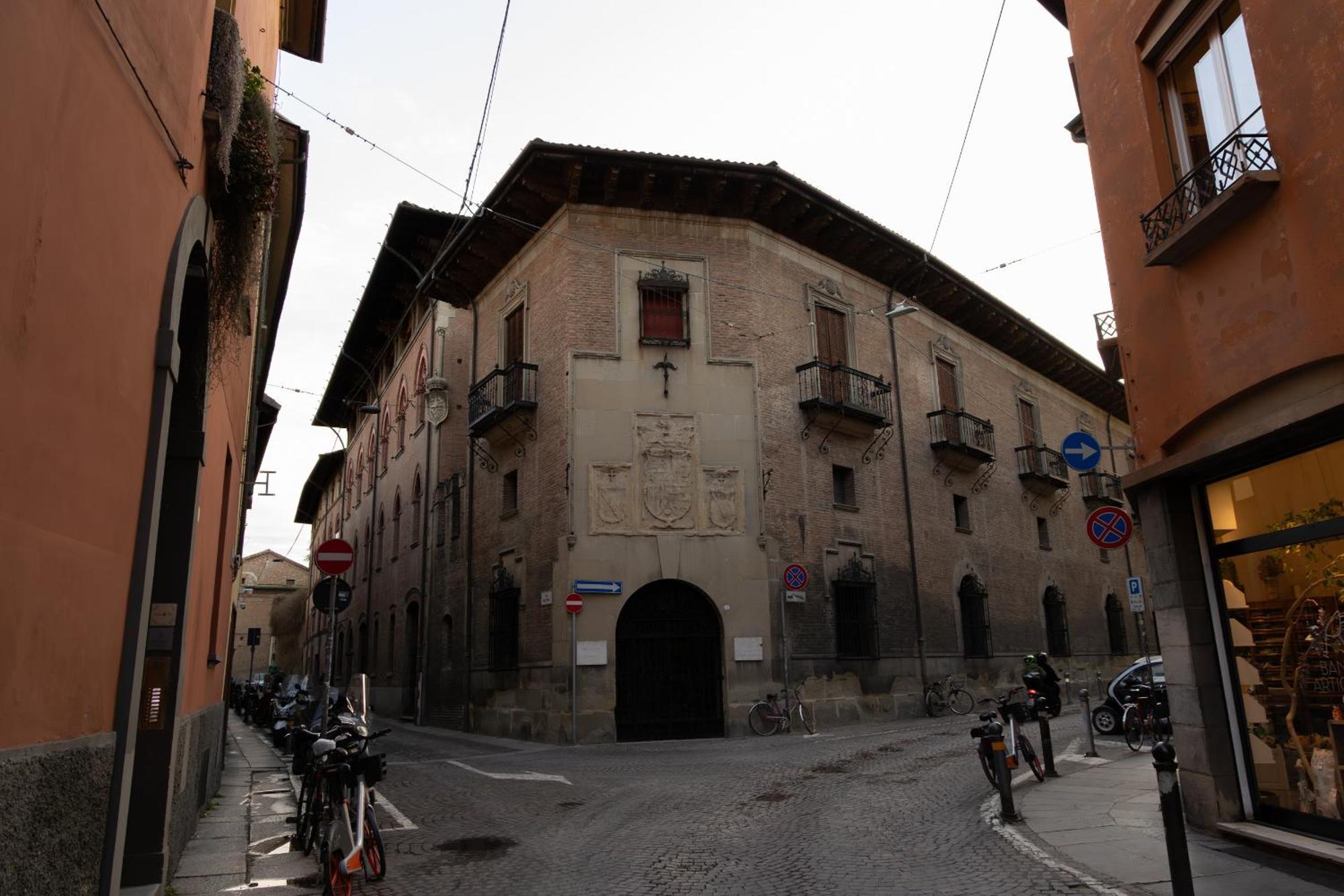 Collegio Di Spagna 13 — Photos 3